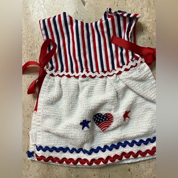 Three of the Cutest Homemade Holiday Themed Bibs Halloween, St.Pattys, Patriotic - Picture 7 of 8